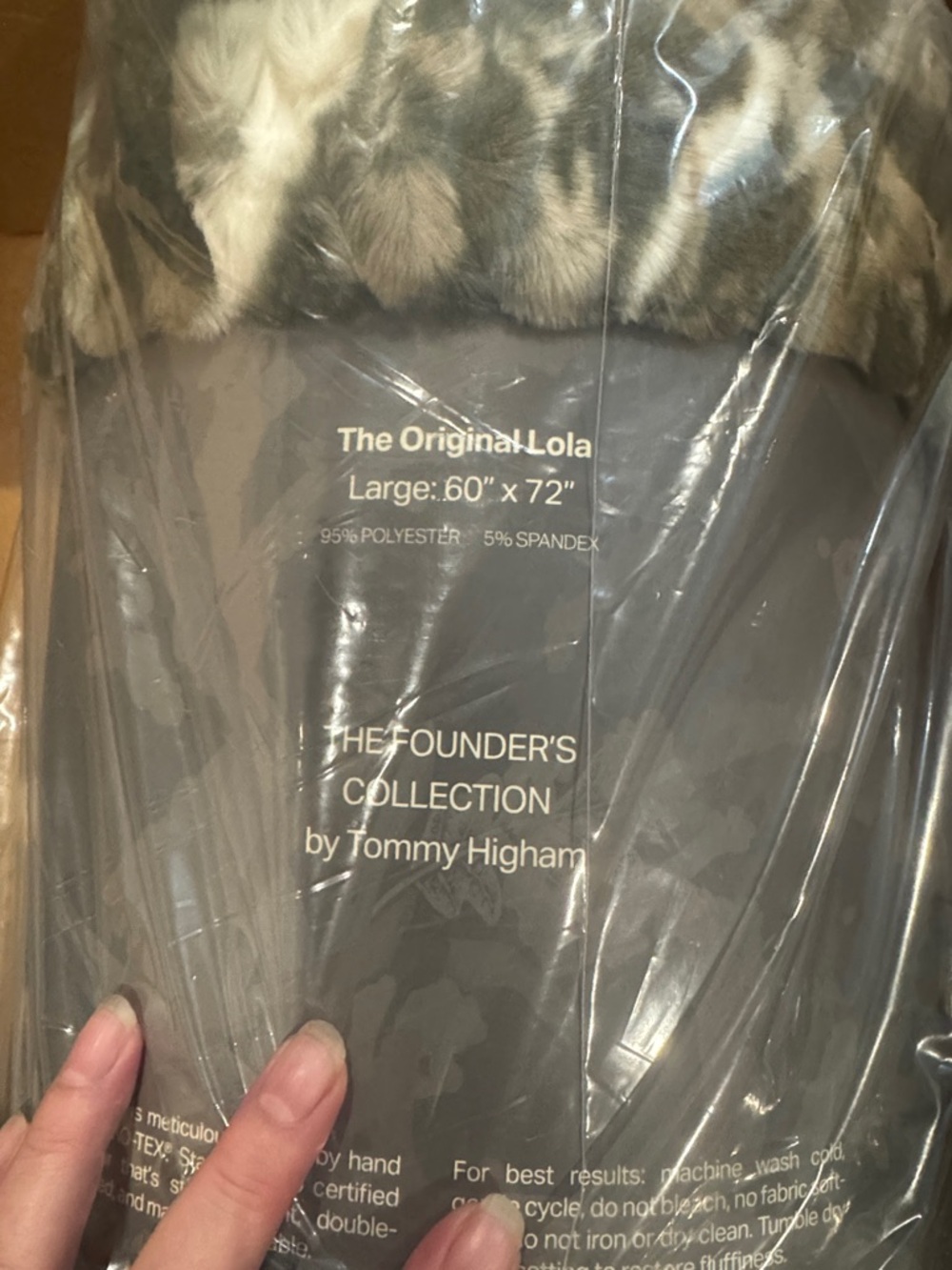 Lola Blankets/Sagebrush Camo Plush Throw/Blanket/Size L/NEW! NIB! SEALED! - Picture 12 of 16